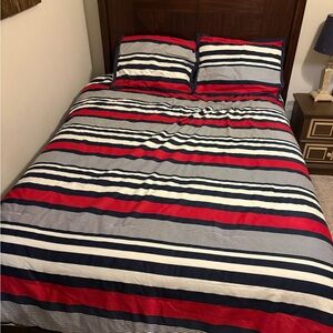 Izod Red and Blue Striped Duvet Cover Set, Comforter and 2 shams